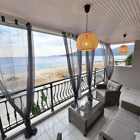 Lägenhet Vrasna Beach Apartments