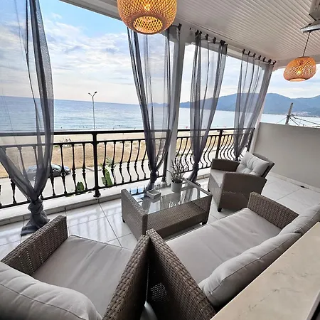 Lägenhet Vrasna Beach Apartments *