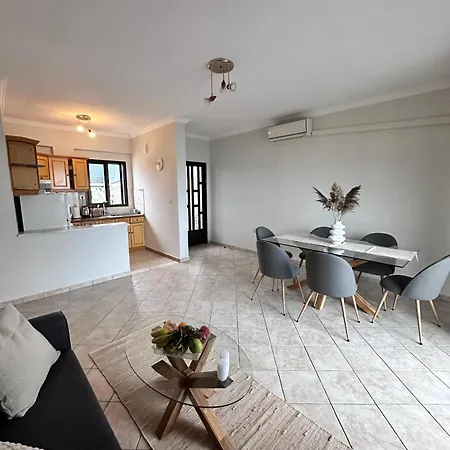 Lägenhet Vrasna Beach Apartments *