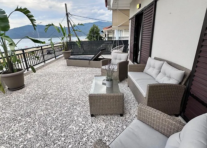 Vrasna Beach Apartments